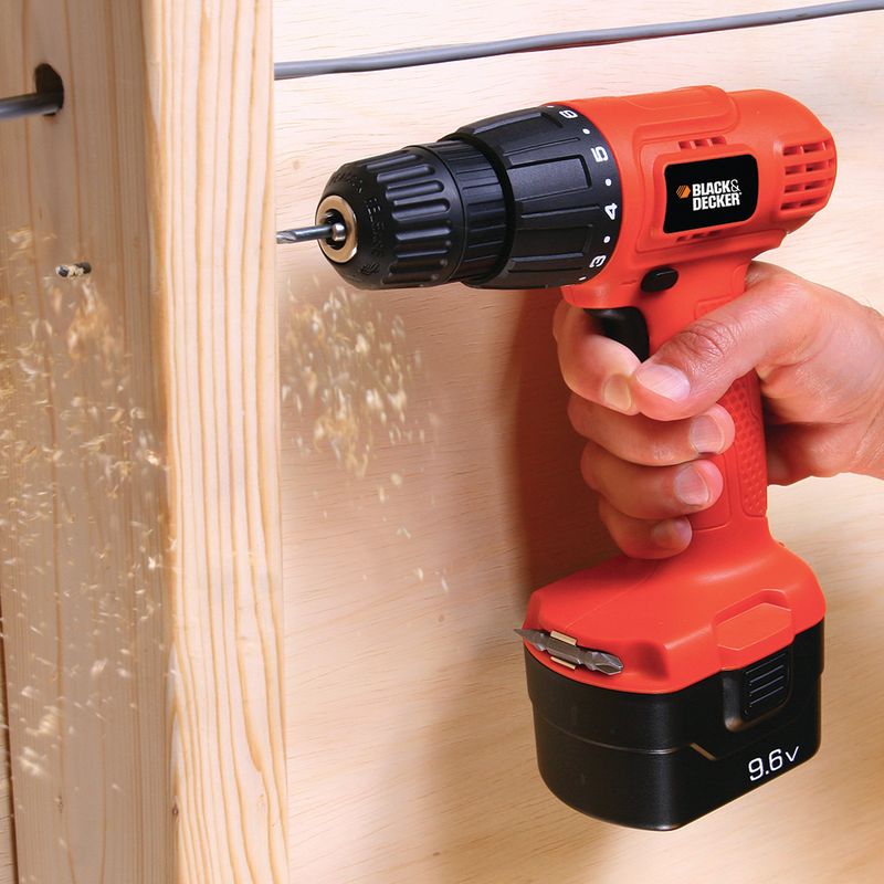 Furadeira-CD961BR-Black---Decker