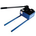 BS7500