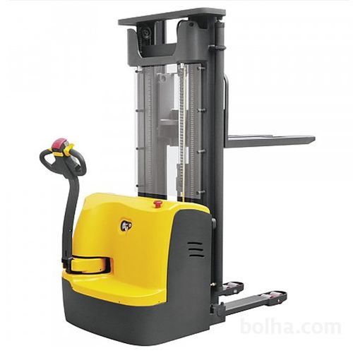 Empilhadeira Elétrica Tracionária 1,5 Ton x 1,6 m Dematic