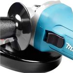 Esmerilhadeira-Angular-4.1-2pol-840W-110V-Ref-9557HNRG-MAKITA