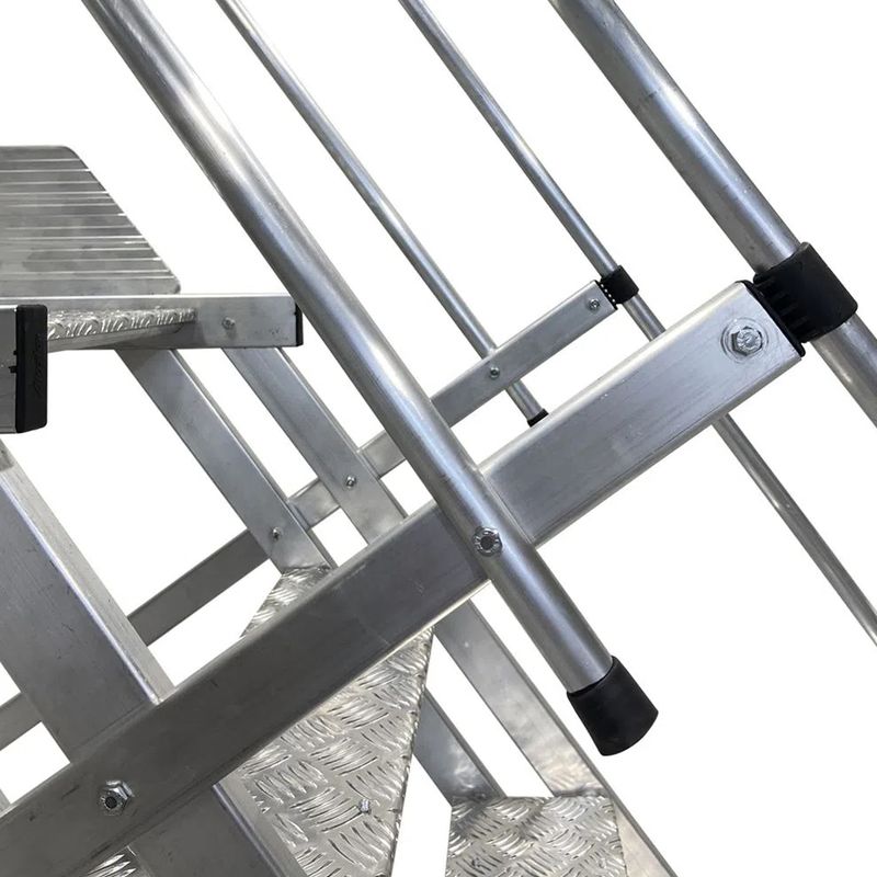 Escada-plataforma-em-Aluminio-NR12-75CM-02-DEGRAUS-ESCALEVE
