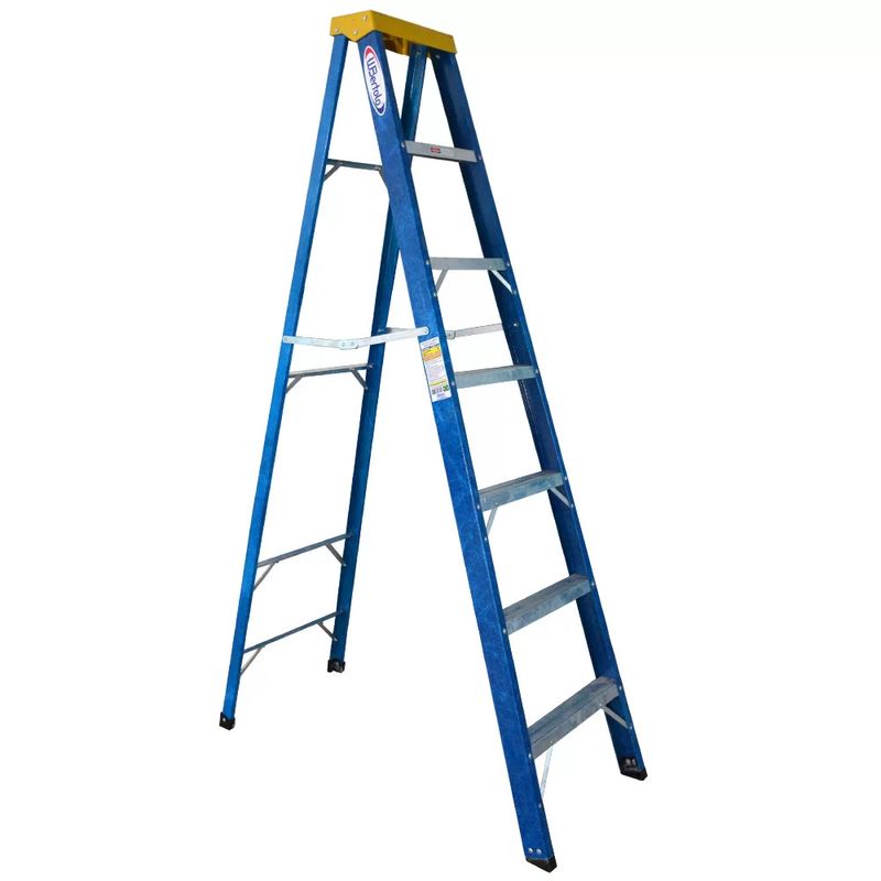 Escada-Tesoura-Fibra-Premium-7-Degraus-210MTS-TAFP7-W-BERTOLO